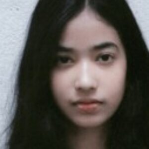 Profile photo of Julie